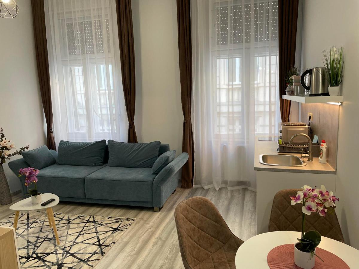 Eden City Home Γκιόρ Εξωτερικό φωτογραφία