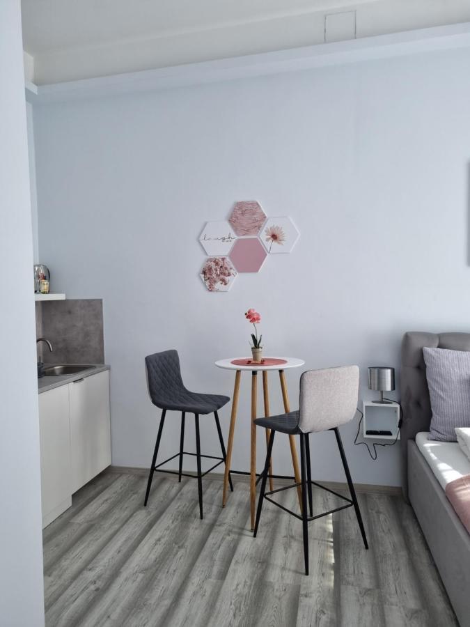 Eden City Home Γκιόρ Εξωτερικό φωτογραφία